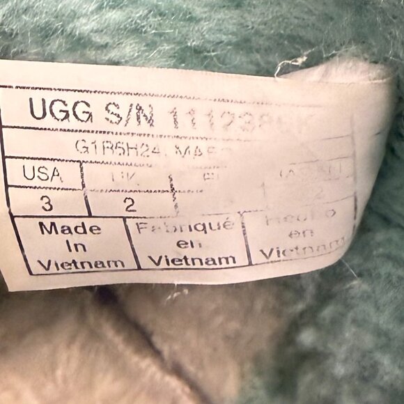 Ugg Clear Green Boots - Picture 7 of 8